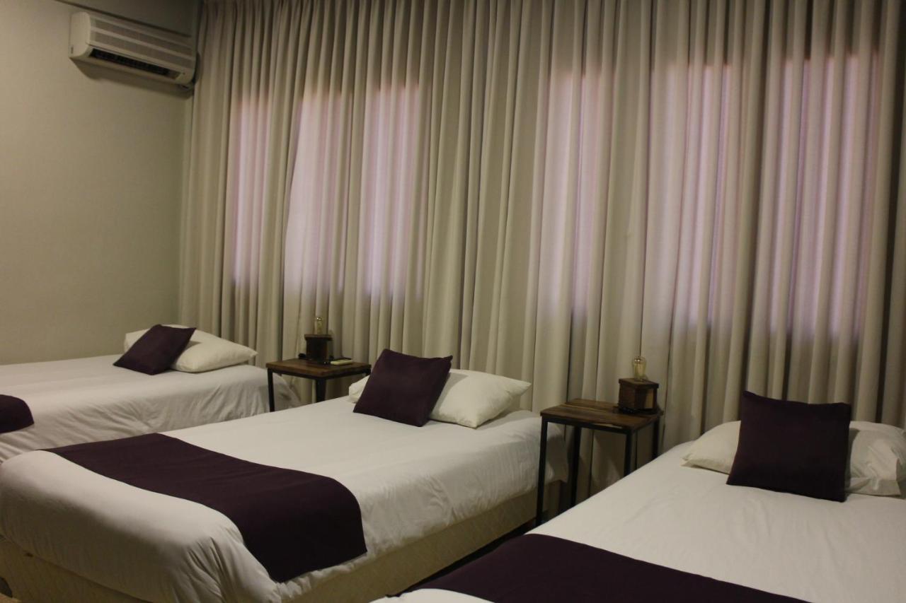 City Hotel Posadas Exterior photo